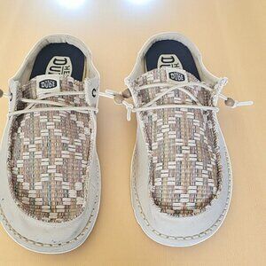 Hey Dude Wendy Slip Classic Mule Natural Woven Shoes W9